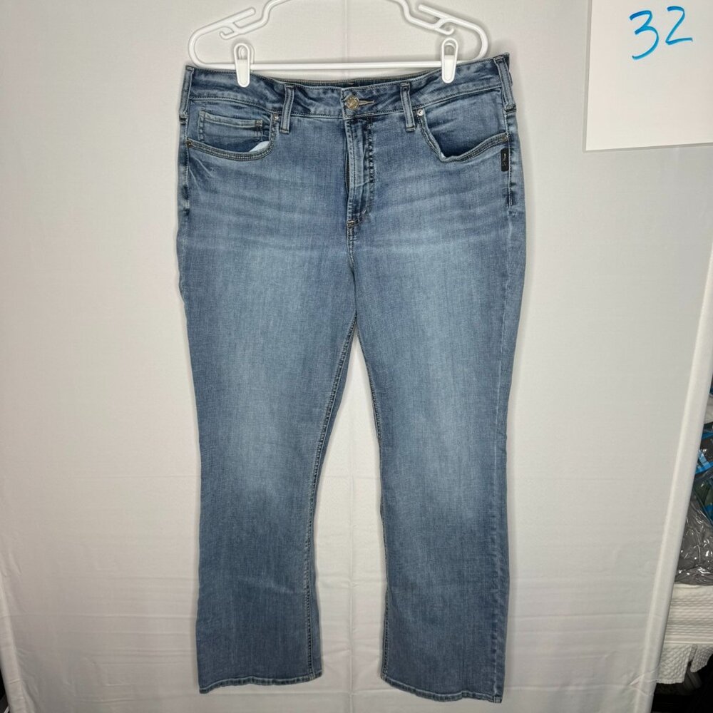 Silver Jeans Co. Women's Suki Mid Rise Curvy Fit Slim Bootcut Jeans
